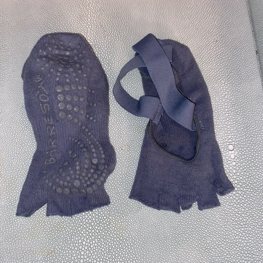 Barre Sox Grip Socks Color: Smokey Grey Ballerina